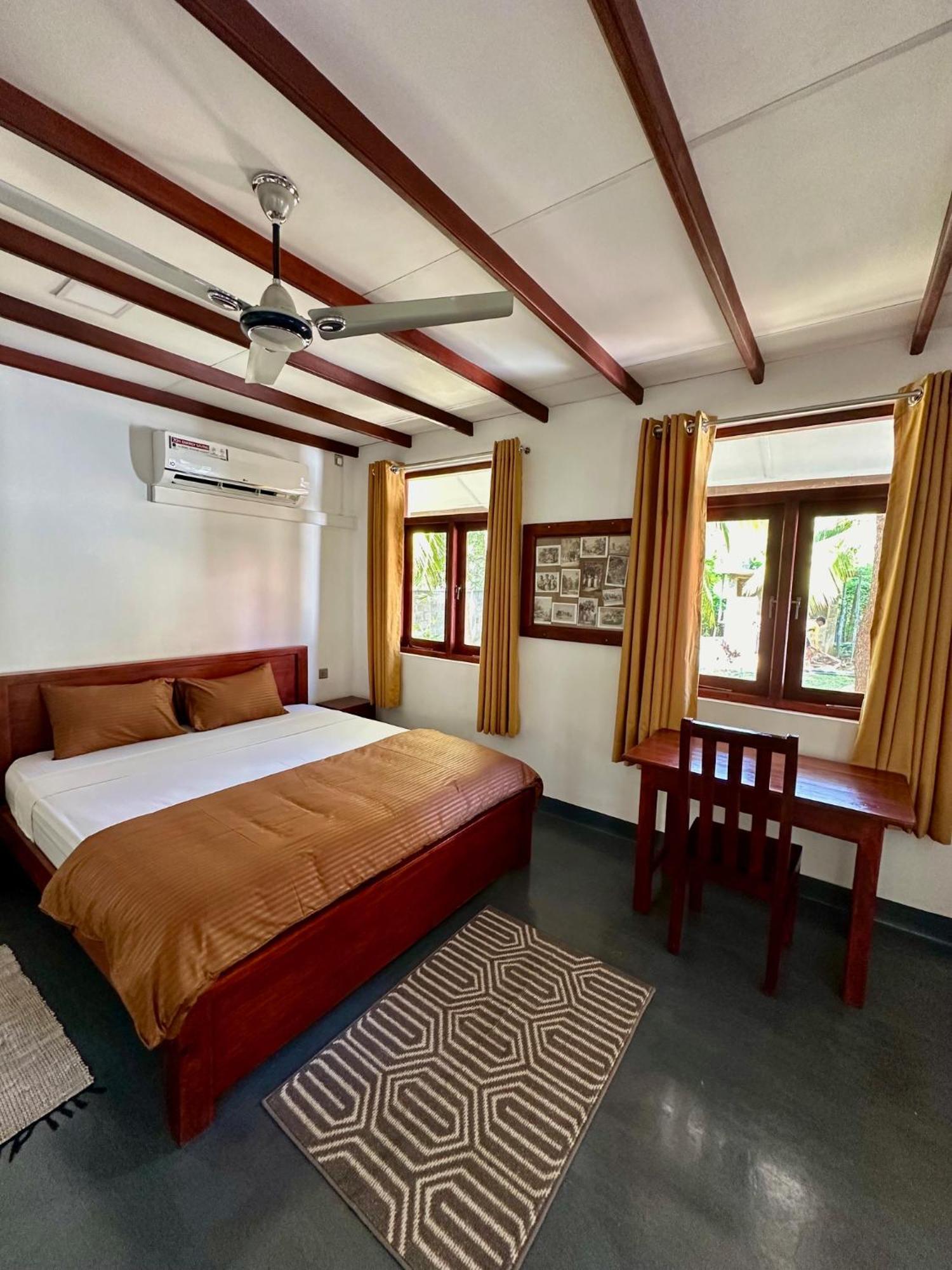 108 Palms Beach Resort Trincomalee Exterior photo